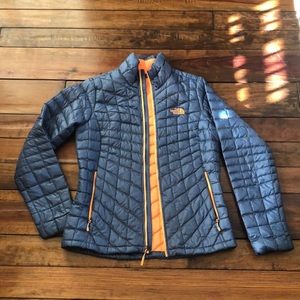 womens S north face jacket